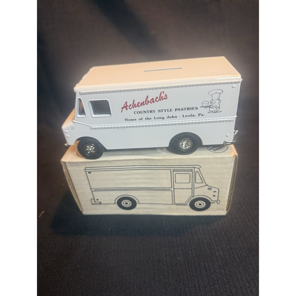 Ertl Achenbachs Pastries Step Van Bank Vintage Diecast Metal Stock 9643 USA